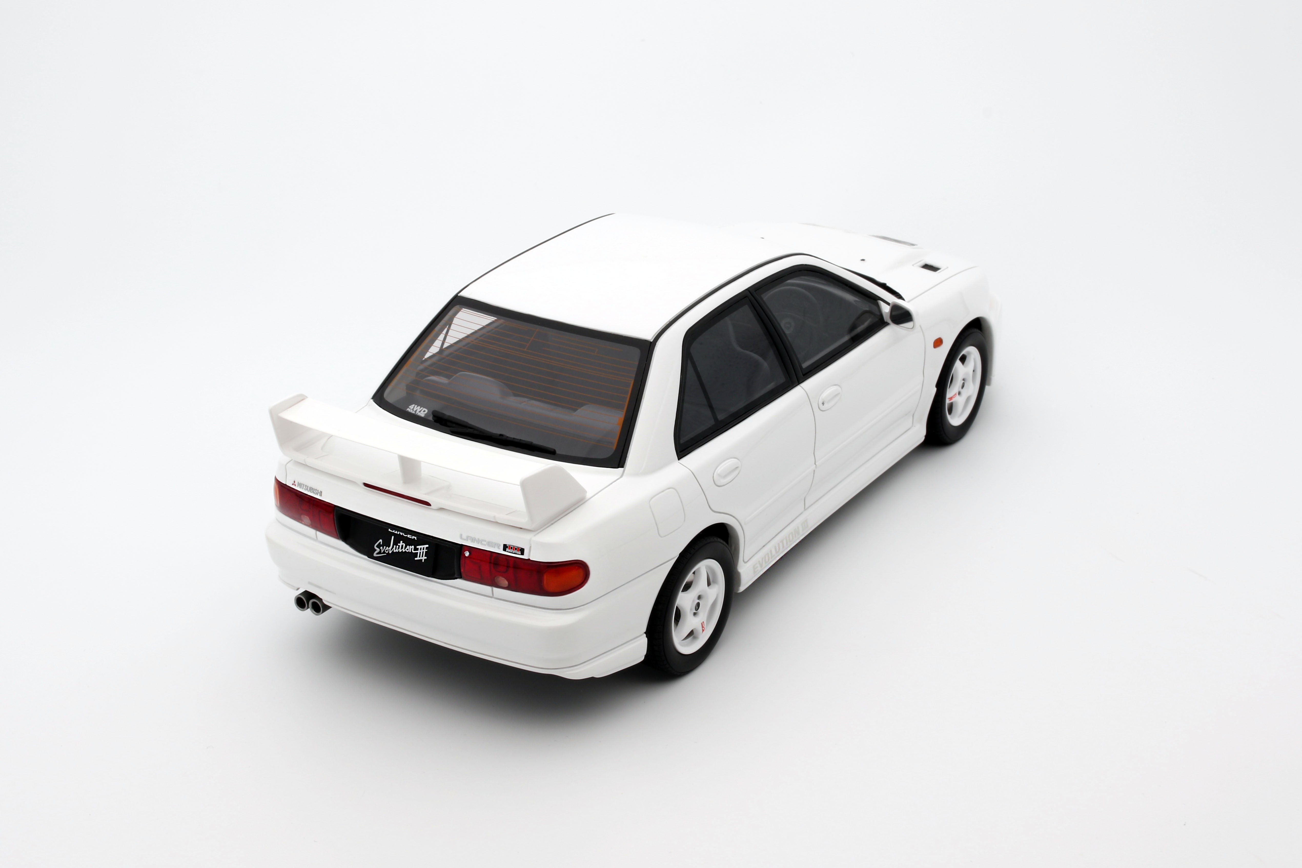 [OTTOMOBILE] 1:18 Mitsubishi Lancer Evolution III White 1995 [OT1065]