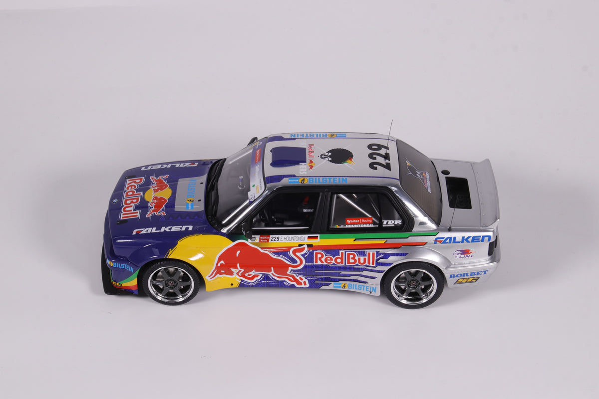 [OTTOMOBILE] 1:18 BMW E30 V8 Drift [OT486]