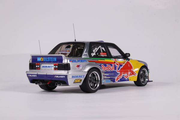 [OTTOMOBILE] 1:18 BMW E30 V8 Drift [OT486]