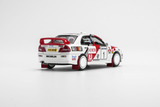 [MOTORHELIX] 1:64 Mitsubishi Lancer Evolution IV GSR 1997 Finland Rally Winner With Magnetic Engine Cover