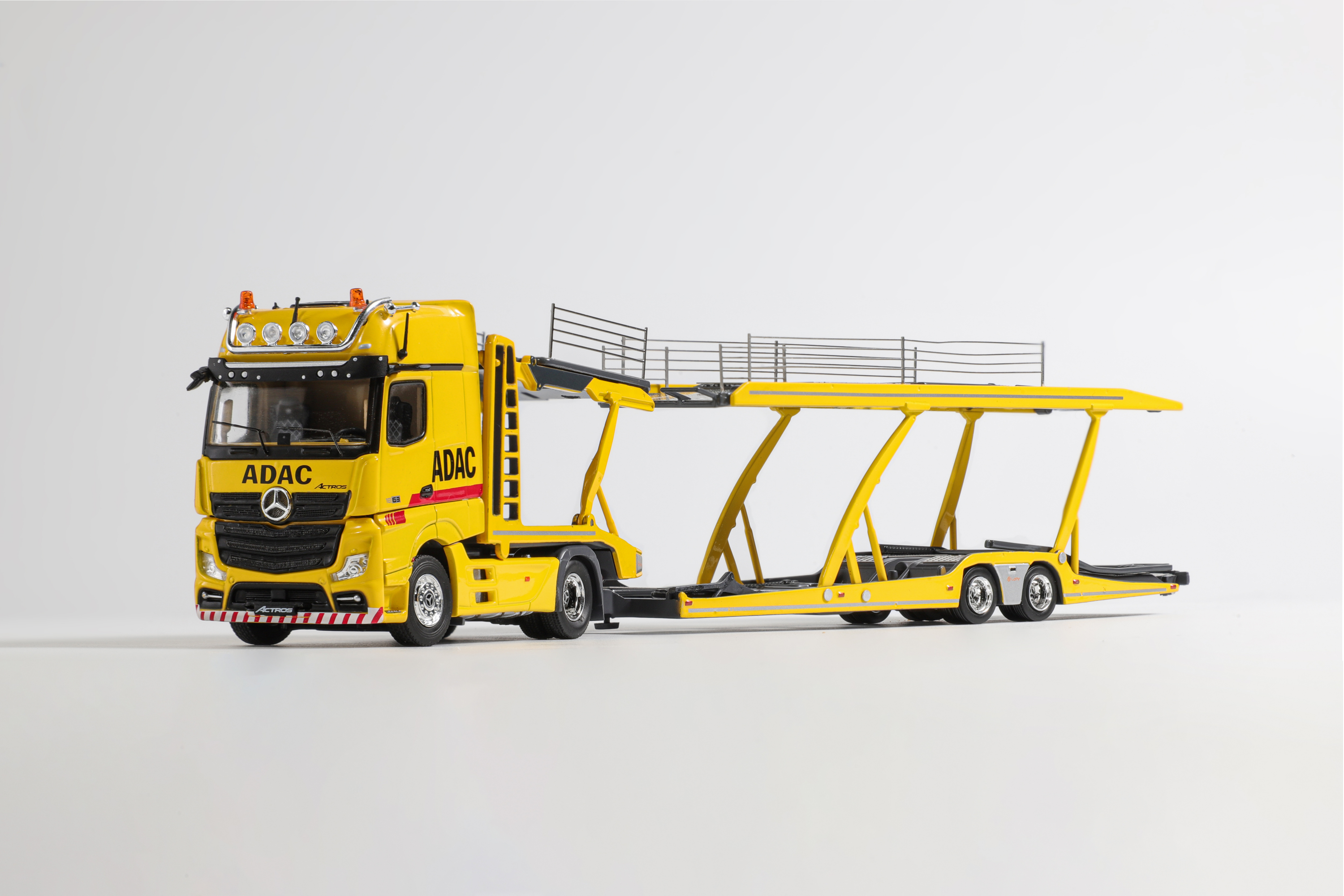 [SHADOW PRO] 1:64 Actros 4x2 Yellow ADAC Livery