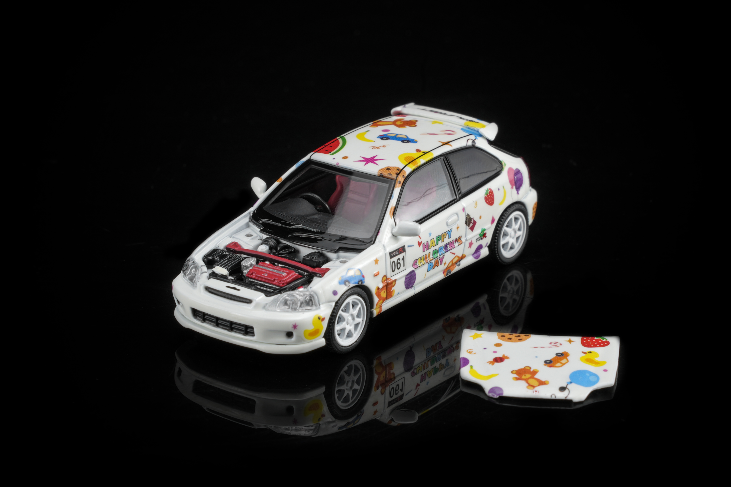 [MOTORHELIX] 1:64 Honda Civic Type-R (EK9) - Children's Day Special