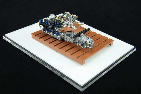 [MOTORHELIX] 1:18 Mazda R26B Rotary Engine