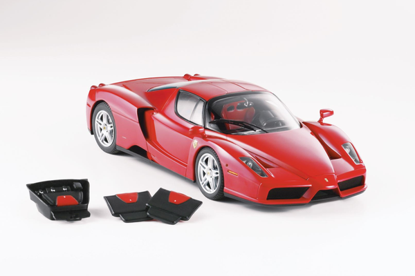 [BBR MODELS] 1:18 Ferrari Enzo Rosso Corsa With Silver Wheels