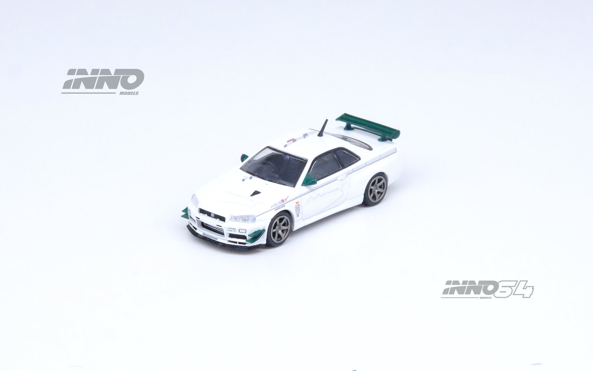 [INNO64] Nissan Skyline GT-R (R34) V-SPEC Tuned by 