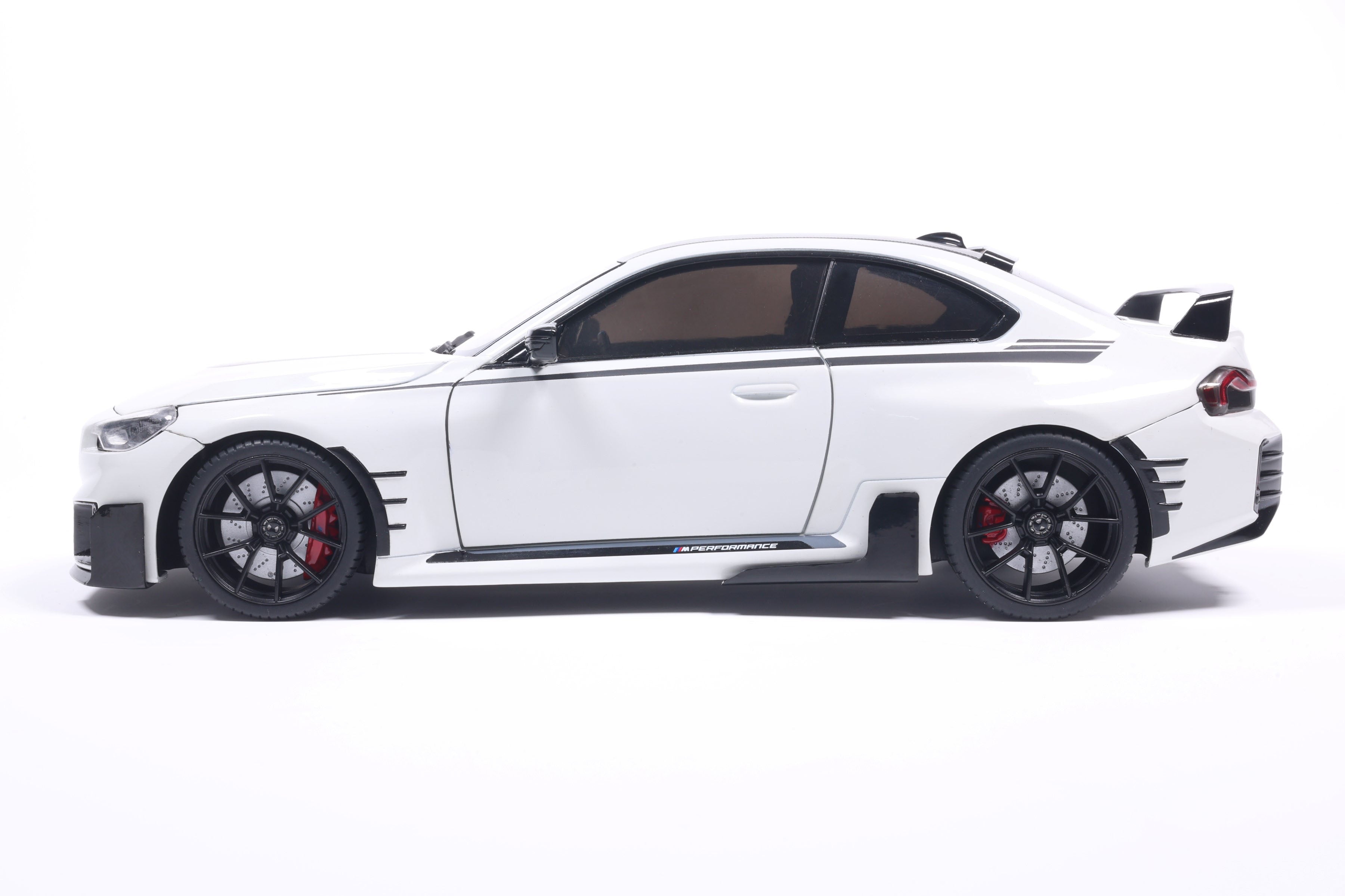 [SOLIDO] 1:18 BMW M2 Performance Parts Alpinweiss 2025