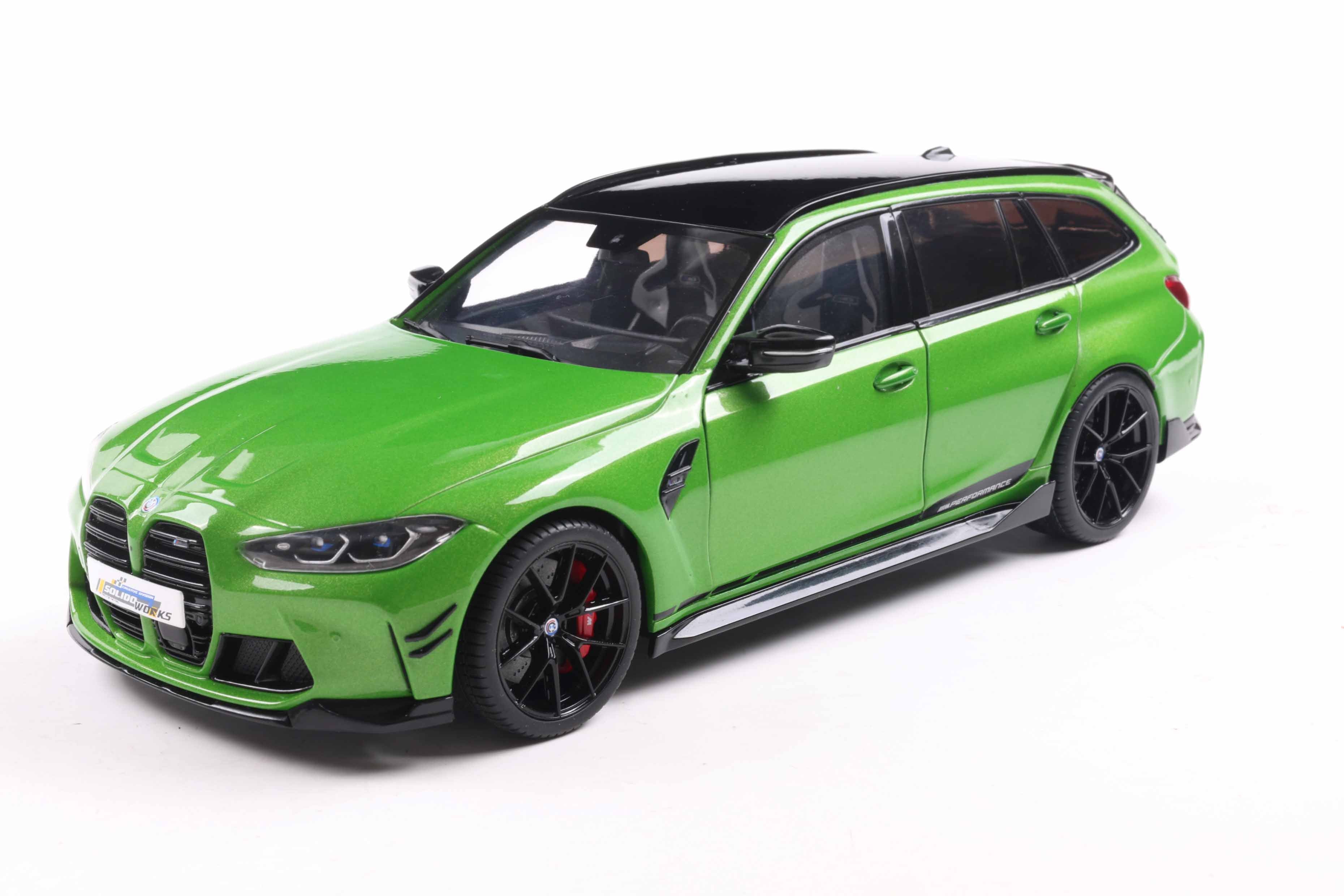 [SOLIDO] 1:18 BMW M3 Touring With Performance Parts Green Metallic 2024
