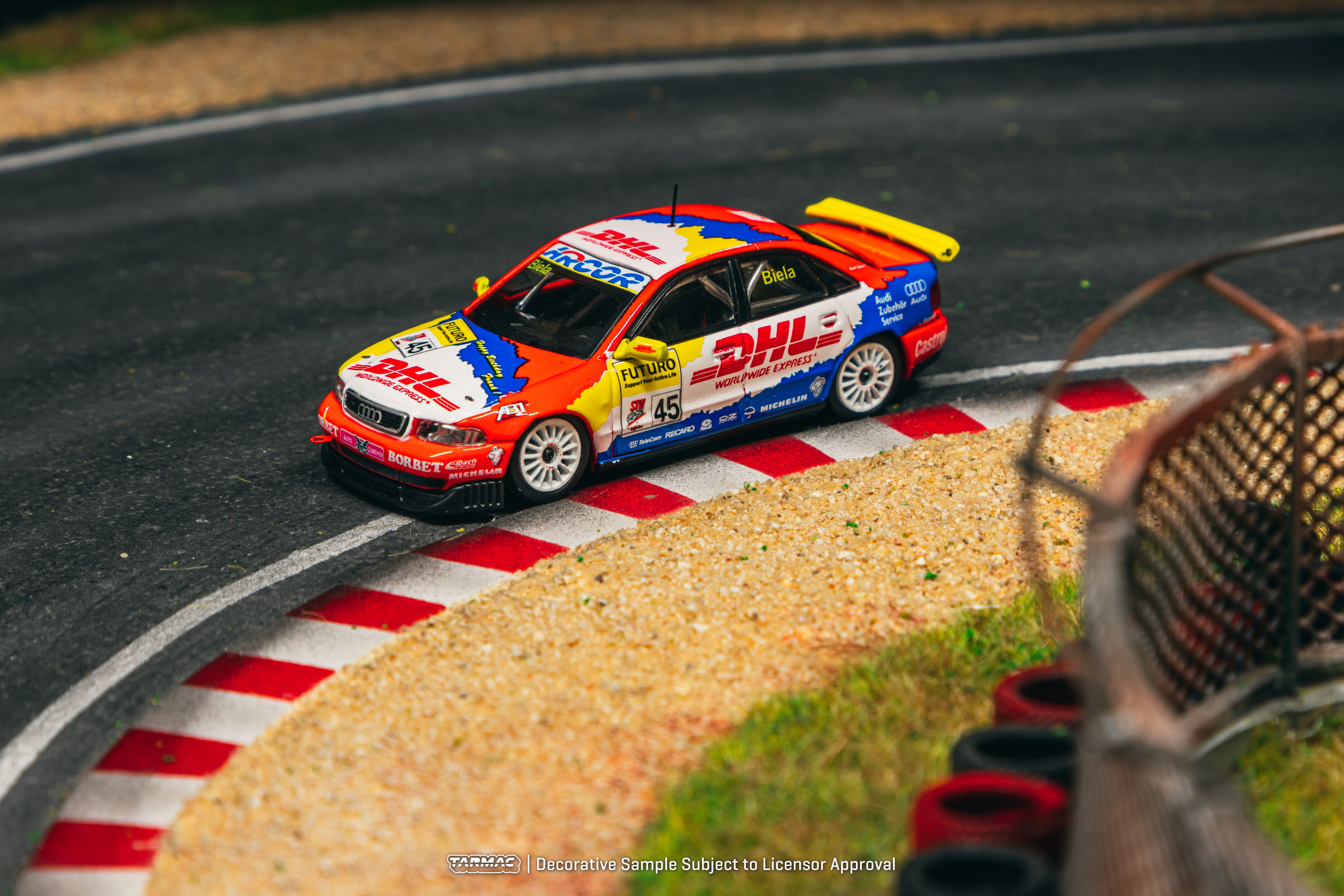 [TARMAC WORKS] 1:64 Audi A4 Quattro Super Tourenwagen Cup 1998 Frank Biela