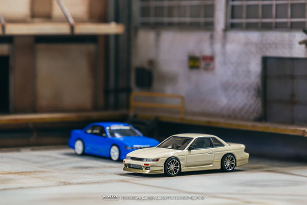 [TARMAC WORKS] 1/64 VERTEX Nissan Silvia S13 White / Gold - GLOBAL64