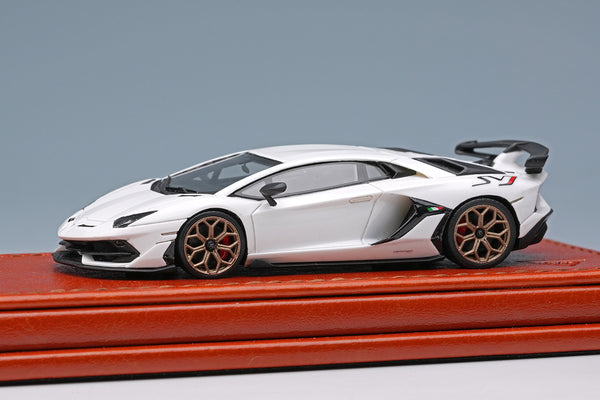 [MAKE UP] 1:64 Lamborghini Aventador SVJ 2018 Balloon White [TM007D]