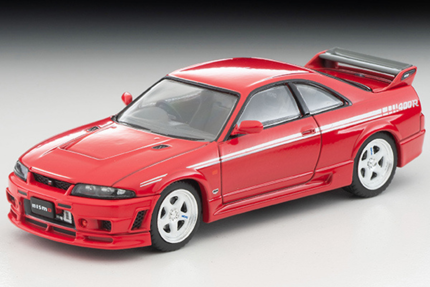 [TOMICA] Nissan Skyline Nismo 400R Red