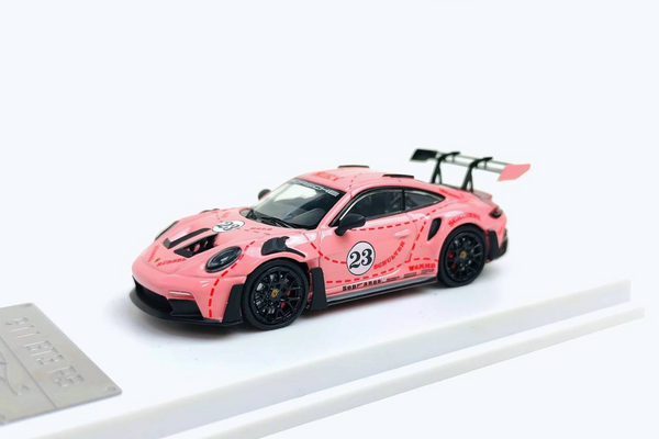 Solo 1/64 Porsche 911 992 GT3 RS Pink Pig