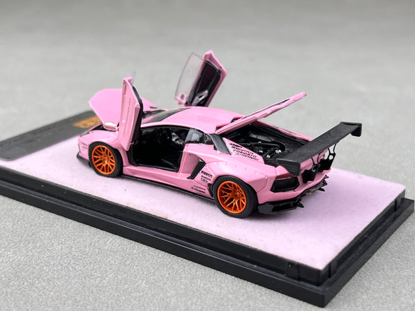 PGM 1/64 LBWK Aventador LP700-4 Pink