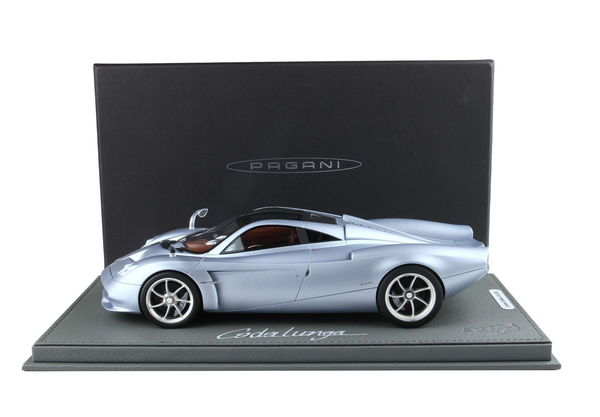 [BBR MODELS] 1:18 Pagani Huayra Codalunga - Sardinia Blue Matt