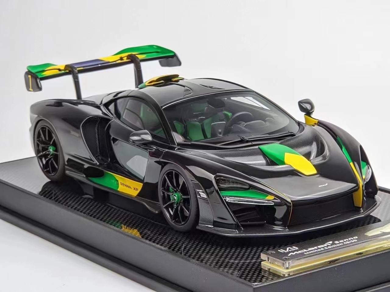 [IVY] 1:18 McLaren Senna Brazilian Livery